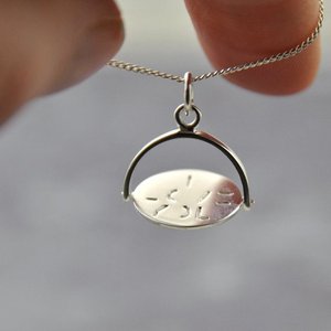 Spinning "ti amo" ciondolo illusione ottica in acciaio inossidabile. <span class=keywords><strong>Parole</strong></span> Spinning collana, Spinner collana - Product Image 2