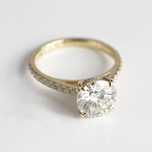 Ultimo Wedding Design 6.5mm DEF solitario Moissanite VVS matrimonio fidanzamento in 14k anello in oro giallo - Product Image 1