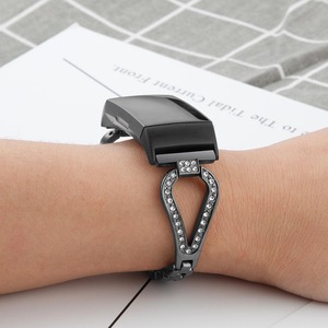 IVANHOE <span class=keywords><strong>Bracelet</strong></span> de <span class=keywords><strong>montre</strong></span> en acier inoxydable diamant X chaîne <span class=keywords><strong>Bracelet</strong></span> croisé <span class=keywords><strong>Bracelet</strong></span> accessoires de remplacement <span class=keywords><strong>pour</strong></span> <span class=keywords><strong>Fitbit</strong></span> <span class=keywords><strong>Charge</strong></span> <span class=keywords><strong>3</strong></span> - Product Image 3