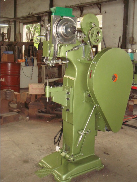 Выгодная цена, китайский завод, производство, тормозная подкладка, электрическая клепальная машина, автоматическая для кожи