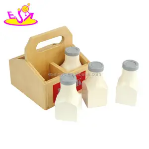 2024 Productos de tendencia botellas de leche de juguete de madera para bebés con caja W10B192