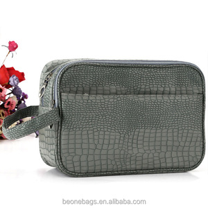 Negro de <span class=keywords><strong>Piel</strong></span> de Cocodrilo de Los Hombres Bolsa de Viaje de Tocador/Cuero <span class=keywords><strong>Neceser</strong></span> de Viaje/Paquete de Viaje Bolsas de Cuero - Product Image 3