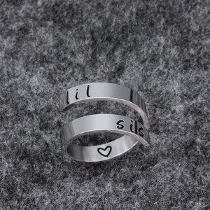 Regalo di compleanno Versatile per gioielli per amici anelli per <span class=keywords><strong>adulti</strong></span> in acciaio inossidabile a doppio strato regolabili - Product Image 3