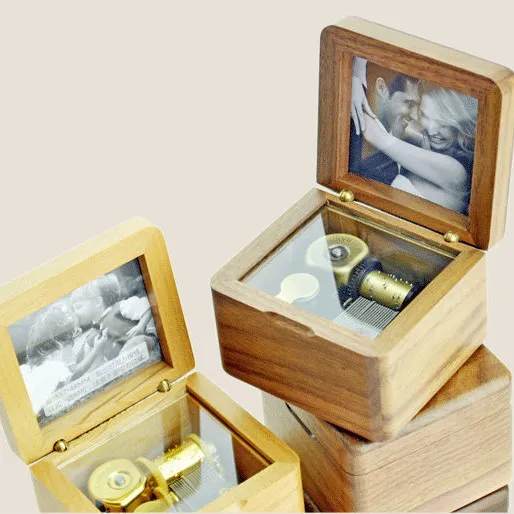 مخصصة يمكن وضع الصورة تصميم صغير زكا خشبية صندوق تشغيل الموسيقى