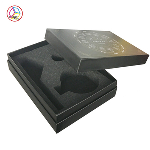 Groothandel <span class=keywords><strong>Pvc</strong></span> Geschenkdoos Van <span class=keywords><strong>China</strong></span> Fabrikant Voor Valentijnsdag Geschenken Matt Uv Coating Opties Voor Verzending Bloemist Winkels - Product Image 5