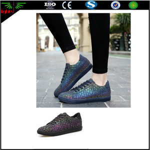 Scarpe <span class=keywords><strong>da</strong></span> allenamento per palestra ad alta luce riflettente spider man night light sports - Product Image 4