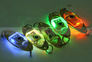 L'océan profond 800 Mètre Sous L'eau Leurre RVB Couleur Yeux de Poisson Stroboscope Lumière de Leurre - Product Image 6