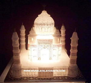 Modèle de la mosquée du Taj Mahal en marbre sur le thème de l'amour - Product Image 1