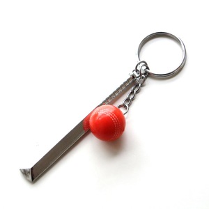 الجملة 3d الزنك سبائك المعادن مضرب كريكيت سلسلة مفاتيح على شكل كرة المفاتيح - Product Image 4