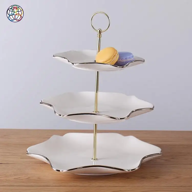 Modern 3-Compartment Ceramic Dinner Plates Eco-Friendly Cream and Champagne Gold High Demand Restaurant Dry Fruit Dishes