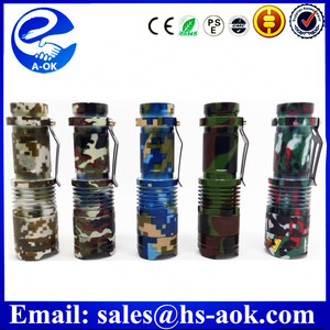 Sumber Daya Baterai Isi Ulang dan Senter Zoom Jenis Senter <span class=keywords><strong>UltraFire</strong></span>