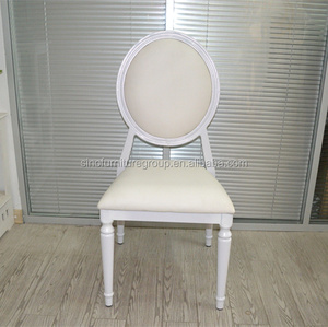 <span class=keywords><strong>Chaise</strong></span> <span class=keywords><strong>Louis</strong></span> en aluminium blanc empilable moderne en gros pour la restauration en plein air, la location de villas, les événements, les mariages - Product Image 2