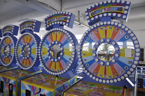 NQT-F01 De Noël <span class=keywords><strong>promotion</strong></span> Chaude Roue monnayeur loterie <span class=keywords><strong>billet</strong></span> de rachat distributeur automatique de jeu pour enfants - Product Image 3