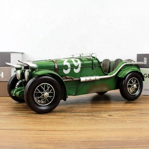 Modellino Auto d'Epoca Sportiva da Corsa in Metallo Fatto a Mano 1933 Scala 1:12 Decorazione per Caffetteria Ristorante Casa - Product Image 5