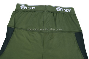 Ensemble de <span class=keywords><strong>sous</strong></span>-<span class=keywords><strong>vêtements</strong></span> thermiques camouflage vert <span class=keywords><strong>pour</strong></span> homme, respirant et isolant, idéal <span class=keywords><strong>pour</strong></span> <span class=keywords><strong>l</strong></span>'<span class=keywords><strong>hiver</strong></span> et les activités extérieures par temps froid - Product Image 6