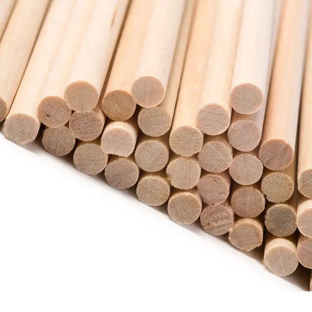 Different size wooden dowels and rods with high quality