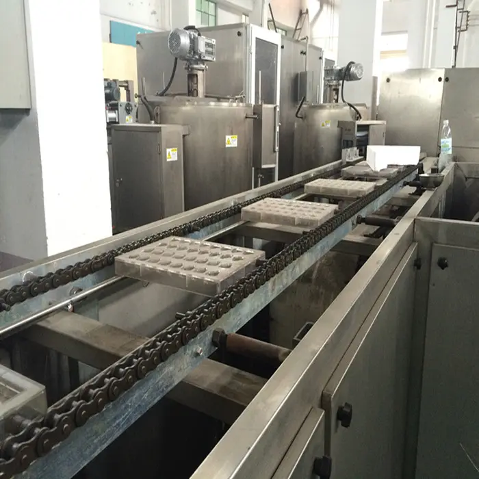 KH-175 шоколадная дважды депонирующая производственная линия/шоколадная пищевая машина