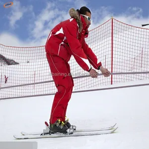  スポーツバリアネット耐久性のあるスキーリゾートネットゴルフヒッティングケージネット高表面張力スキーバリアフェンス