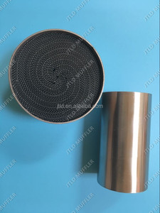 Coche de alto rendimiento catalizador con sustrato metálico/portador - Product Image 6