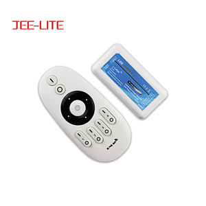 Controlador <span class=keywords><strong>LED</strong></span> <span class=keywords><strong>dimmer</strong></span> solo color <span class=keywords><strong>dimmer</strong></span> interruptor remoto <span class=keywords><strong>dimmer</strong></span> 3 manera <span class=keywords><strong>para</strong></span> luces <span class=keywords><strong>LED</strong></span> - Product Image 1