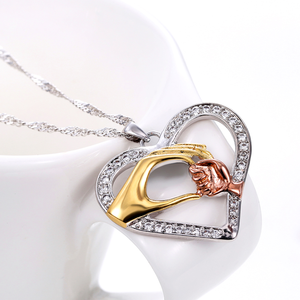 Due mani amore <span class=keywords><strong>mamma</strong></span> <span class=keywords><strong>collana</strong></span> cuore regalo <span class=keywords><strong>per</strong></span> <span class=keywords><strong>la</strong></span> <span class=keywords><strong>festa</strong></span> <span class=keywords><strong>della</strong></span> <span class=keywords><strong>mamma</strong></span>, un regalo <span class=keywords><strong>per</strong></span> <span class=keywords><strong>la</strong></span> <span class=keywords><strong>mamma</strong></span> spedizione gratuita - Product Image 2