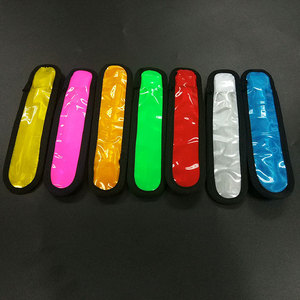 Venta caliente senderismo <span class=keywords><strong>running</strong></span> led deporte <span class=keywords><strong>brazalete</strong></span> pulsera cinturón para el funcionamiento de la noche - Product Image 1