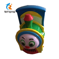 Manège pour enfants à monnayeur, type balançoire, pour parcs d'attractions, modèle Tomas Train