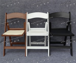 Silla plegable de plástico blanco para uso en bodas, fiestas y eventos en hoteles al aire libre, inspirada en el estilo de Wimbledon, de color blanco, con diseño de 2 a 2 - Product Image 6