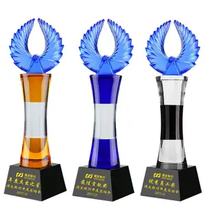 Pujiang color liuli souvenir custom any shape crystal trophy best employee award blank crystal glass award trophy