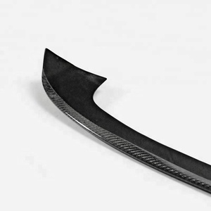 รูปแบบการทำงานของคาร์บอนไฟเบอร์สปอยเลอร์หลังไฟเบอร์ Wign สำหรับ BMW F20 1-Series - Product Image 5