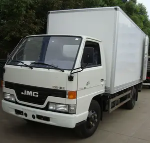 4x2 柴油 JMC 轻型玻璃纤维箱式卡车出售