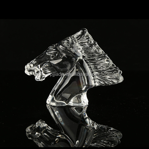 Harmonisches Facetten-Kristallmodell 3D-eingetragtes Kristalltier Pferdekopf-Statue Geschenk Hochzeit Souvenir Gäste - Product Image 4