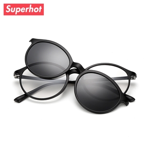 <span class=keywords><strong>Occhiali</strong></span> da Sole Leggeri TR90 Superhot per Uomo e Donna con <span class=keywords><strong>Clip</strong></span> Magnetica Polarizzata 2223-2 - Product Image 2