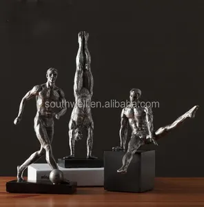 Fabriek Maatwerk Handgemaakte Gesneden Mode Custom Beeldje Polyresin Gymnast Beeldje