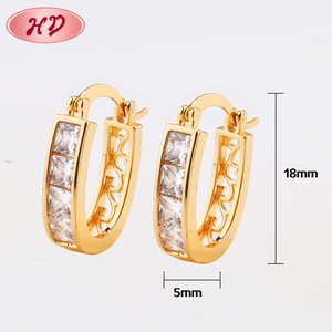 ارتفع الذهب الكريستال الأبيض زي Huggies الأقراط والمجوهرات - Product Image 2