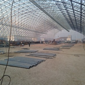 Kết Cấu Thép Kho Linh Hoạt Lớn Khoảng Không Gian Khung Mái Bìa Dome Than Lưu Trữ Không Gian Khung Nhà Kho - Product Image 1