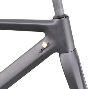 <span class=keywords><strong>Cuadro</strong></span> de bicicleta de grava de <span class=keywords><strong>carbono</strong></span> de <span class=keywords><strong>ciclocross</strong></span> de montaje plano novedoso - Product Image 3