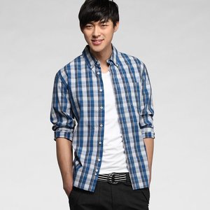เสื้อเชิ้ตผู้ชายลำลอง ผ้าฝ้าย 100% ระบายอากาศได้ดี แขนยาว ปกคอพับ สำหรับฤดูร้อน - Product Image 2