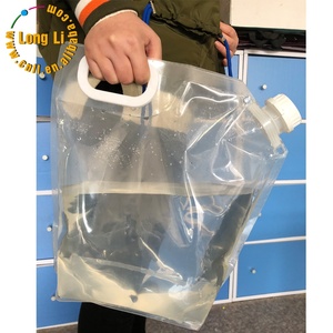 กระเป๋าใส่น้ำแบบมีหูหิ้วพับได้พกพาสะดวก5L แบบตั้งได้