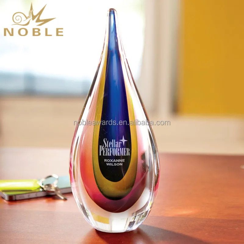 Bunte Version Teardrop Shaped Art Glass Award Trophäe für Wohnkultur