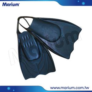 ครีบยางแข็ง สีแดง/ดำ/น้ำเงิน ระบายน้ำเร็ว ชุดครีบสำหรับเล่นเซิร์ฟระดับมืออาชีพ - Product Image 3