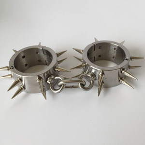 Наручники с заклепками - Product Image 5