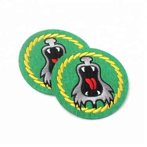 Giá Rẻ Không Có Tối Thiểu Tên Thương Hiệu Tùy Chỉnh Logo Số Hóa Máy Quần Áo Đính Cảm Thấy Thêu Các Bản Vá Lỗi Cho Áo Len May Mặc - Product Image 1