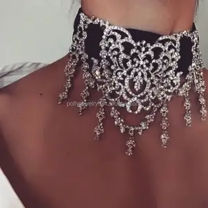 2017 Winter Season New Arrival Wide Heavy Women's Black Velvet Choker Necklace With Crystal