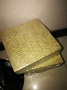<span class=keywords><strong>Laine</strong></span> <span class=keywords><strong>De</strong></span> <span class=keywords><strong>Roche</strong></span> D'isolation <span class=keywords><strong>phonique</strong></span> - Product Image 6