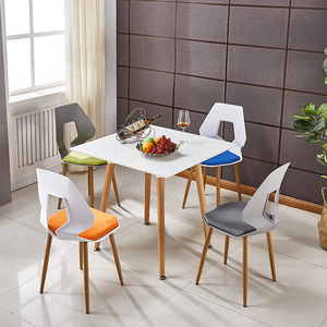 Fabricante <span class=keywords><strong>de</strong></span> fábrica <span class=keywords><strong>de</strong></span> morden <span class=keywords><strong>de</strong></span> moda colorido <span class=keywords><strong>de</strong></span> tienda <span class=keywords><strong>de</strong></span> café <span class=keywords><strong>de</strong></span> plástico <span class=keywords><strong>de</strong></span> pp <span class=keywords><strong>de</strong></span> silla <span class=keywords><strong>de</strong></span> comedor - Product Image 1