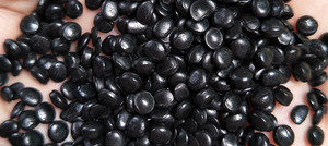 Màu đen masterbatch cho PP PE ABS PS PC TPU EVA cho thổi, tiêm và đùn khuôn - Product Image 2