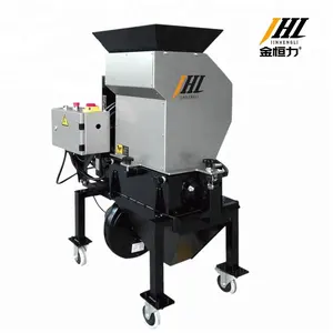 Low speed online recycling plastic granulator