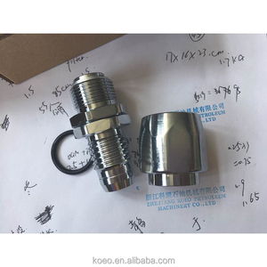 Accesorios <span class=keywords><strong>de</strong></span> tubería giratoria <span class=keywords><strong>de</strong></span> latón <span class=keywords><strong>de</strong></span> 1 pulgada y 3/4 pulgadas Conector <span class=keywords><strong>de</strong></span> boquilla <span class=keywords><strong>de</strong></span> manguera giratoria <span class=keywords><strong>de</strong></span> 360 grados para transferencia <span class=keywords><strong>de</strong></span> combustible gasolina diésel - Product Image 4