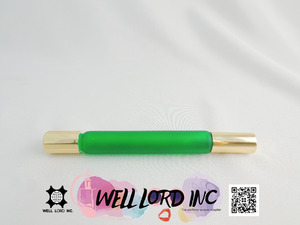 Tube cylindrique vide à double fonction vert attrayant Roll-On et flacon pulvérisateur à deux côtés avec scellage sécurisé - Product Image 2